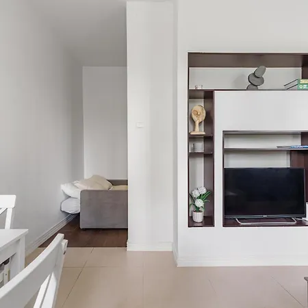 Daire Smart - Stepinska 41a Varşova