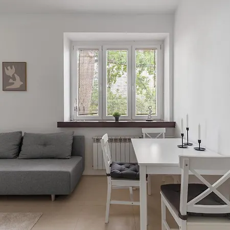 Smart - Stepinska 41a Daire